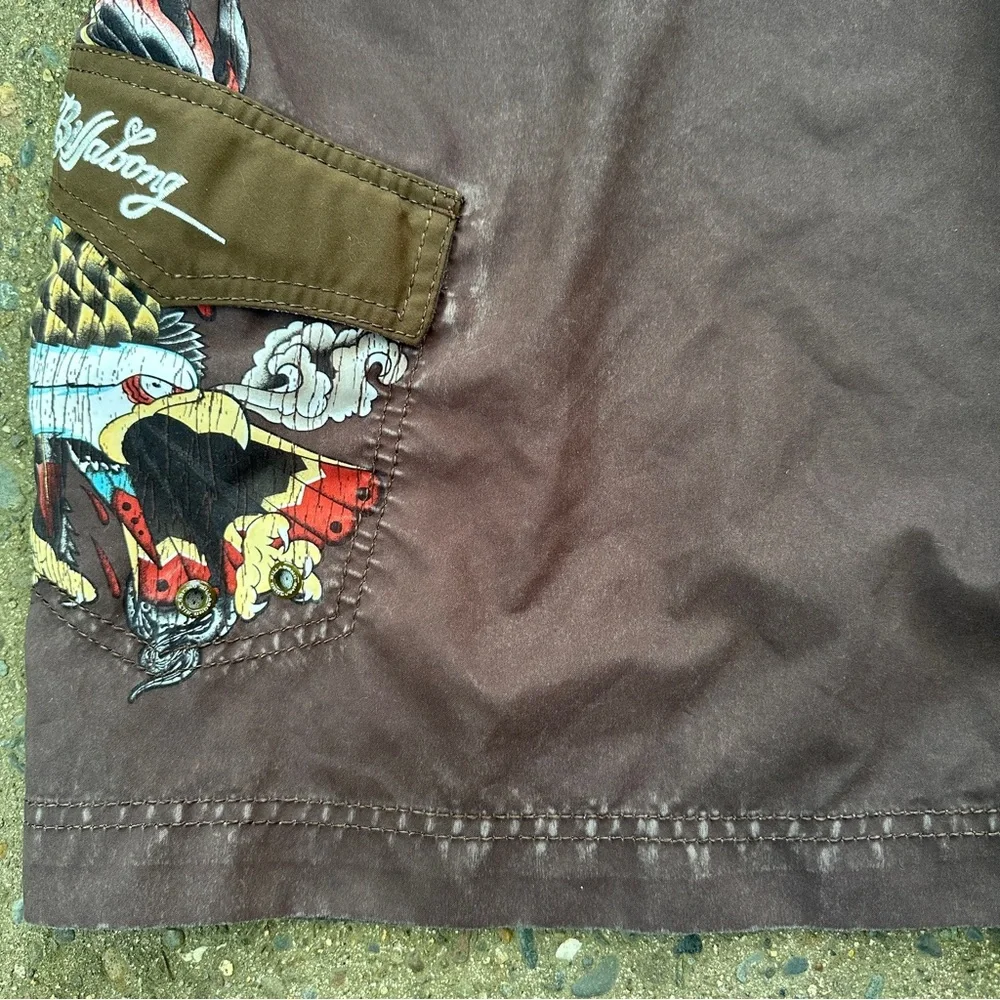 Y2K Billabong Board Shorts Snake/Eagle/Skull Tattoo Print Men's Size 38